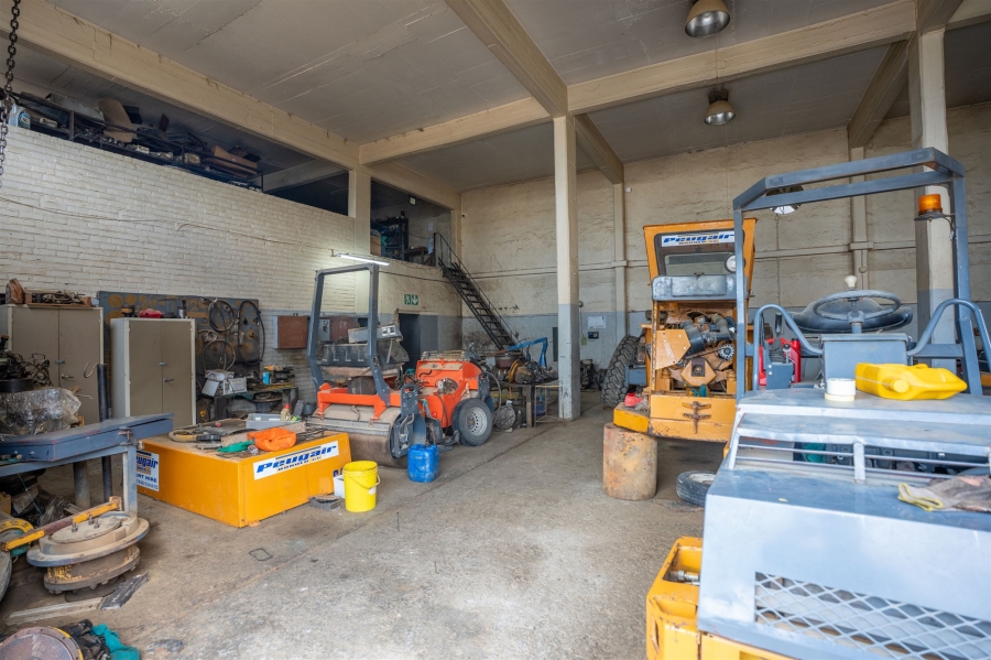 Commercial Property for Sale in Beacon Bay Eastern Cape